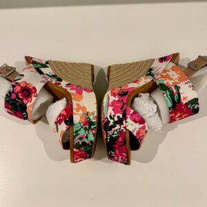 Jessica Simpson Resort Espadrille Floral Print Brand New In Box